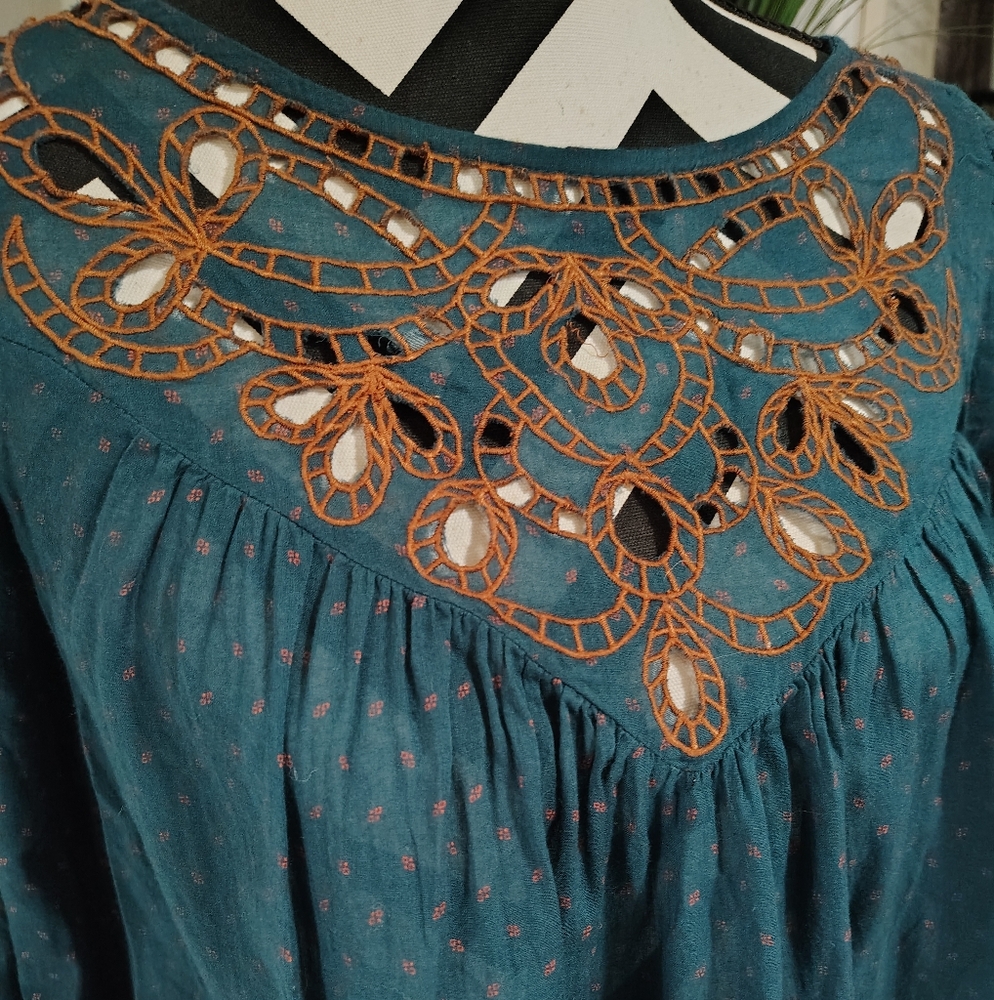 Free People Everything I Know Embroidered Cuteork Teal Peasant Top Women's XS - Picture 5 of 11
